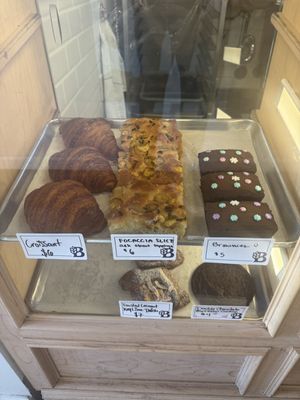 Their baked goods sell out on weekends so get there early   at Bakers Bench in Los Angeles