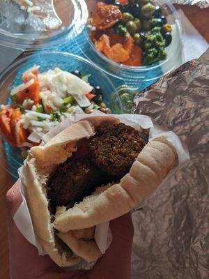  at Maoz - Xavier Privas in Paris