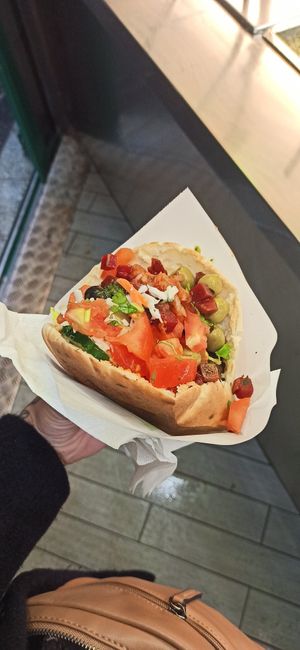  at Maoz - Xavier Privas in Paris