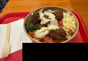 Idk why my phone glitched!   at Maoz - Xavier Privas in Paris