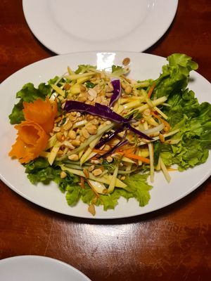 Green mango salad at Hoang's Restaurant Vietnamese Cuisine in Hanoi