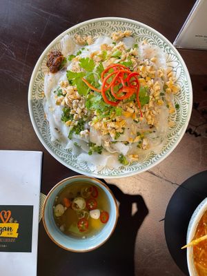 STEAMED PANCAKE
A vegetarian-friendly version of Banh Cuon- a rolled
steamed rice flour pancake filled with mushroom, tofu,
carrot, onion, and bean sprouts.
95.000 VND
 at V Vegan in Hoi An