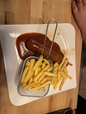 Vegan currywurst   at Brauhaus Tünnes und Schäl in Cologne