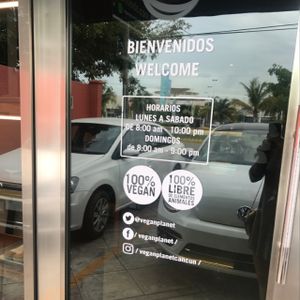 saye's choice  at Vegan Planet in Cancun