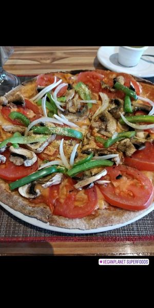 Pizza at Vegan Planet in Cancun