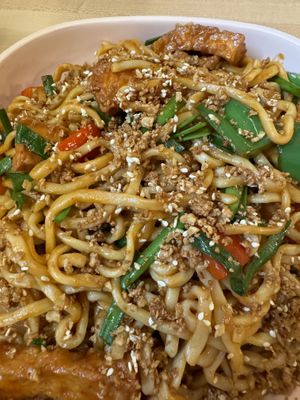 Tomato Garlic Chow Mein  at Mamahuhu in Mill Valley
