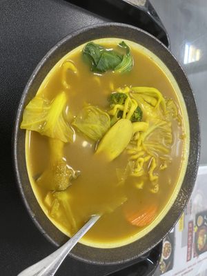 Coconut curry ramen  at Guang Yi Vegan Restaurant - 廣一素食餐廳  in Chiayi