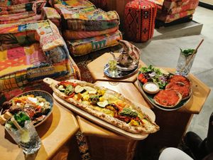 Left to right
NOA Bowl - TelAviv Pide - Vegan Lahmacun at NOA in Stuttgart