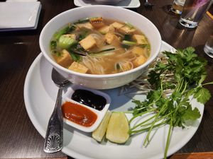 Vietnamese noodle soup with tofu at Noodle Wave in Mckinney
