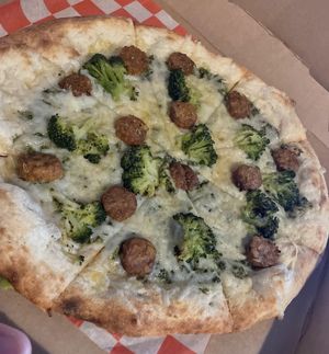 Build your own (traditional crust, pesto base, vegan mozzarella, with vegan sausage and broccoli)     at Lojax Good Eats in Sanford