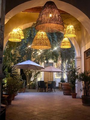 Nos ubicamos en Casa Martina: Casona tipo colonia en el Centro de Querétaro, Mx. Un lugar mágico, lleno de historia.  at Vanggie in Queretaro