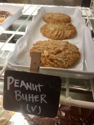 Vegan cookies at George's Ice Cream and Sweets in Chicago