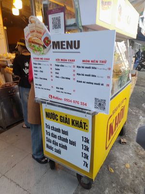 Menu in Vietnamese only at Banh Mi Chay Khoi - Food Stall in Ho Chi Minh City