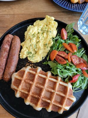 Vegan breakfast at Craffles in Vancouver