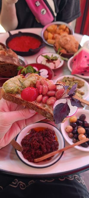  at Müjgan Yeldeğirmeni in Istanbul