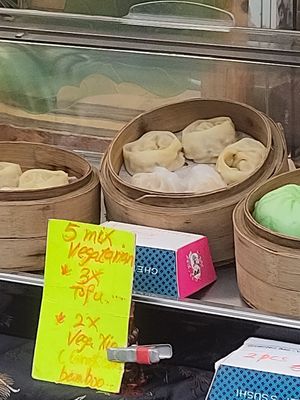 The vegan dumplings at Yi Cha in Amsterdam
