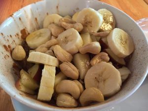 design-your-own quinoa bowl at Roots Organic Juice Cafe in Valparaiso
