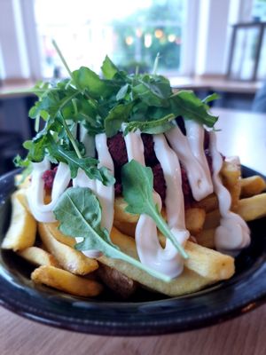Fries and Falafel and red beet hummus at Farmers Fries in Busum