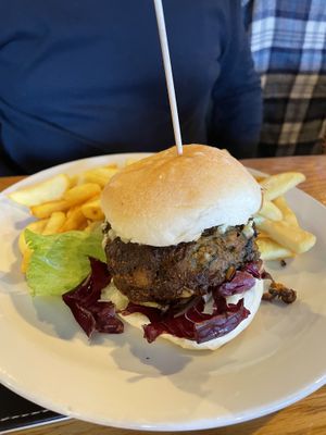 Amazing vegan lentil burger, will be ordering this next time  at The Tai'r Bull Inn in Brecon