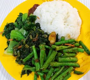 Healthy vegan food  at Heavens Grace Vegetarian Point 天恩素坊 in West Singapore