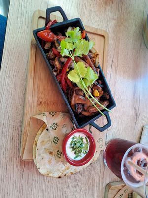 Fajitas at Gallo Santo in Barcelona