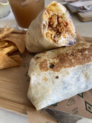 Burrito el pastor with pineapple  at Gallo Santo in Barcelona