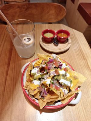 Nachos at Gallo Santo in Barcelona