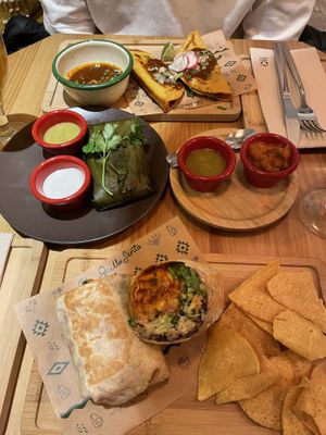Starter: Tamal / Main: Jack Fruit Burrito & Gallo Santo Fajitas   at Gallo Santo in Barcelona