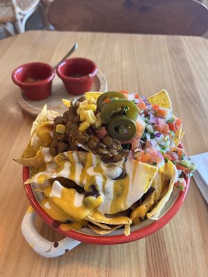 Nachos with added lentil chilli   at Gallo Santo in Barcelona