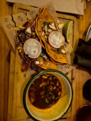 Tacos birria de seitan con consome at Gallo Santo in Barcelona