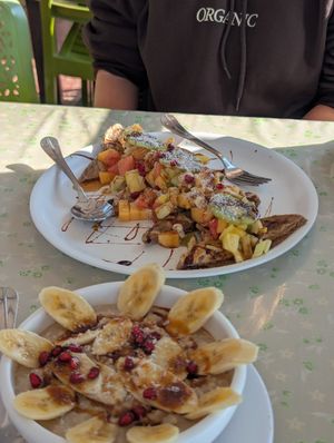 Vegan french toast & porridge with soy milk & date syrup at Bunty's Kitchen  in Pushkar