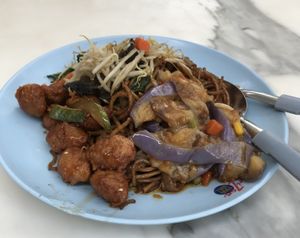 Noodles and veg.  at Eight Immortals Vegetarian 八仙素食园 - Jurong Point 1 in West Singapore
