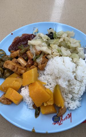 Cai png at Eight Immortals Vegetarian 八仙素食园 - Jurong Point 1 in West Singapore