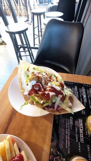 Kebab im Brot at Festgebissen in Jena