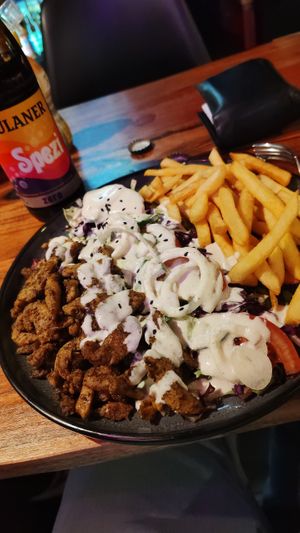 Gyros at Festgebissen in Jena