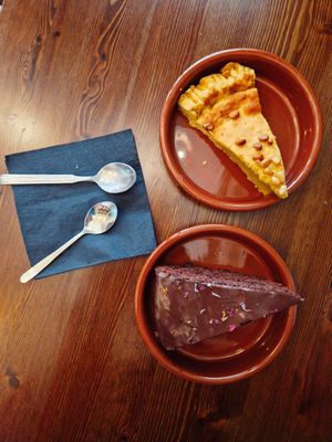 sacher and torta della nonna at ZEM Bistro in Bologna