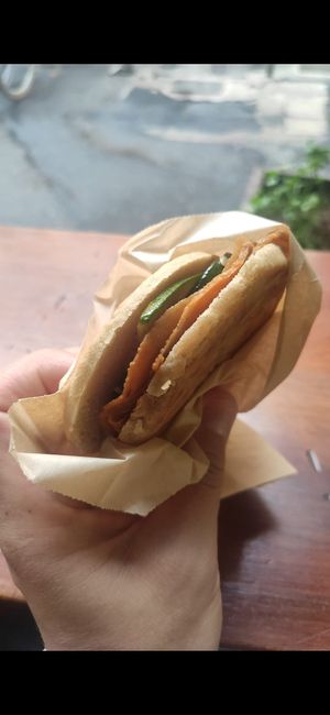 Tigelle with seitan ham at ZEM Bistro in Bologna