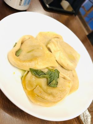Tortelloni zucca e salvia   at ZEM Bistro in Bologna