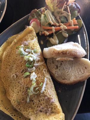 Israeli breakfast omelette with vegan feta   at Life Deli in Frankfurt