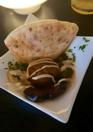 Hummus Sabich   at Life Deli in Frankfurt