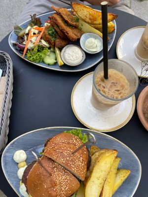 Roast “beef” sandwich and schnitzel(all vegan) at Life Deli in Frankfurt