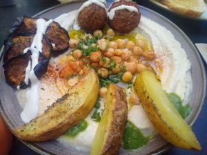 Starter platter at Life Deli in Frankfurt