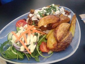 Tel Aviv starter plate at Life Deli in Frankfurt