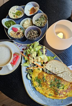  at Life Deli in Frankfurt