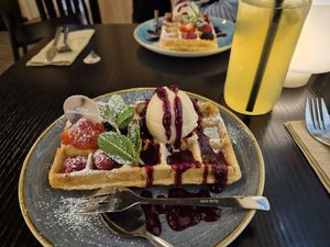  at Life Deli in Frankfurt