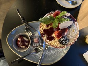 Nachtisch   at Life Deli in Frankfurt