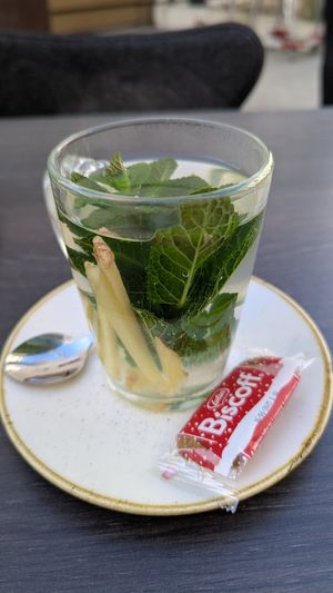 Ginger tea with nana at Life Deli in Frankfurt