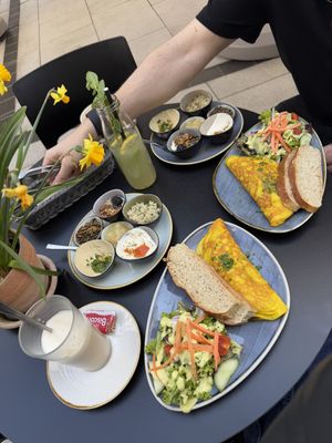   at Life Deli in Frankfurt