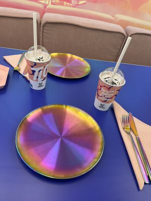 OREO MILKSHAKE 🤤  at Taste Like Chicken TLC in Amsterdam