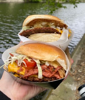   at goldies Smash Burger in Berlin